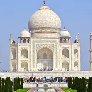 Explore Luxury Golden Triangle Tour with Varanasi for 8 days with GeTS Holidays and discover unforgettable experiences - Photo 10