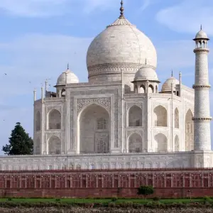 Explore 5star Indian Golden Triangle for 5 days with Ghum India Ghum and discover unforgettable experiences - Photo 5