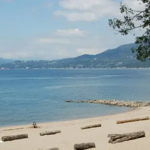 Explore Vancouver Private Family Day Tour | Visit The Most Unique Places for 1 days with Globalduniya and discover unforgettable experiences - Photo 3