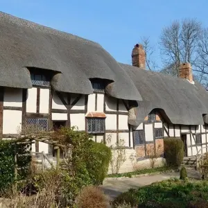 Explore London & Country for 7 days with Globus and discover unforgettable experiences - Photo 5