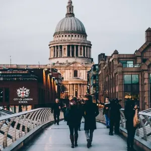 Explore London & Country for 7 days with Globus and discover unforgettable experiences - Photo 8