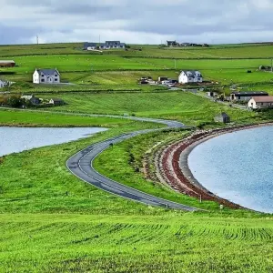 Explore Scottish Highlands & Islands for 14 days with Globus and discover unforgettable experiences - Photo 2