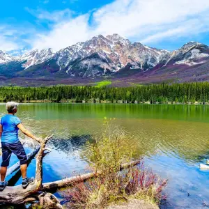Explore Grand Western Canada Vacation for 13 days with Globus and discover unforgettable experiences - Photo 7