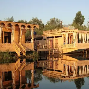 Explore Exotic Kashmir for 6 days with Golden Triangle India Tours and discover unforgettable experiences - Photo 4
