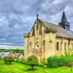 Explore Loire Valley by bike - Guided cycling tour for 8 days with Grand Angle  and discover unforgettable experiences - Photo 3
