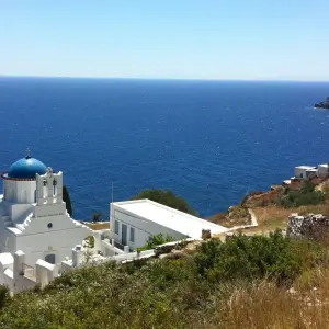 Explore Sifnos, Milos and Kimolos : Cyclades dream - Guided hike for 10 days with Grand Angle  and discover unforgettable experiences - Photo 11