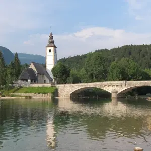 Explore Slovenia - 3 Lakes Walk for 5 days with Helia Travel Agency and discover unforgettable experiences - Photo 2