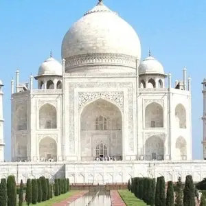 Explore 10-Day Taj Mahal and Khajuraho Tour Covering  Agra, Gwalior, Datia and Orchha: Incredible Central India Sojourn for 10 days with IHCT Heritage & Adventure  Tours and discover unforgettable experiences - Photo 8
