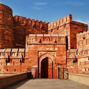 Explore 2 Days Taj Mahal Tour by India's fastest Train for 2 days with ITS holidays and discover unforgettable experiences - Photo 3