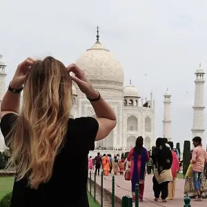 Explore 2 Days Agra Taj Mahal Tour With City Walks - Feel The Real Local Culture for 2 days with ITS holidays and discover unforgettable experiences - Photo 4