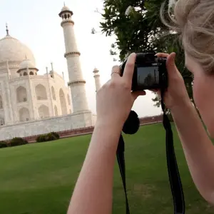 Explore 2 Days Agra Taj Mahal Tour With City Walks - Feel The Real Local Culture for 2 days with ITS holidays and discover unforgettable experiences - Photo 6