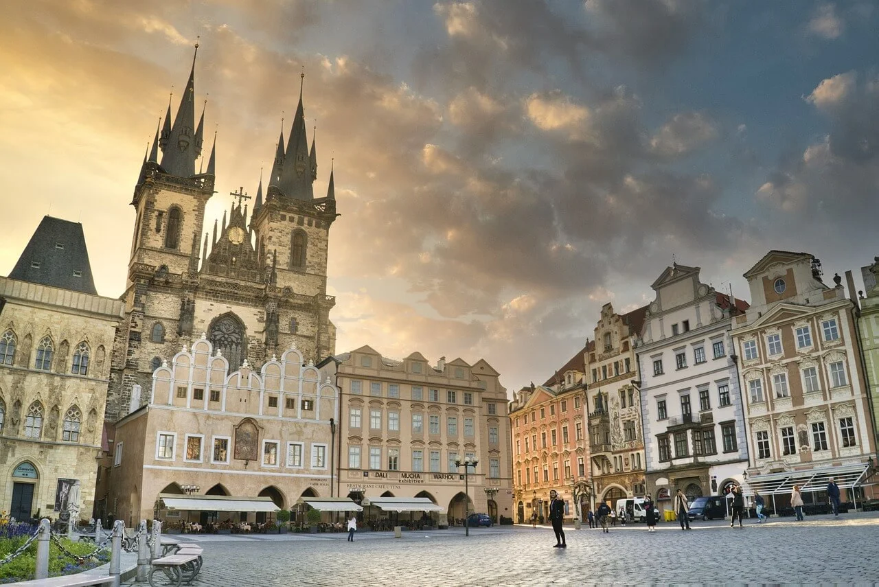 Dive into 5-Day Prague Itinerary: What to See, Tips & Guided Tours with expert insights, published on May 7, 2025, and explore new travel ideas - photo 1