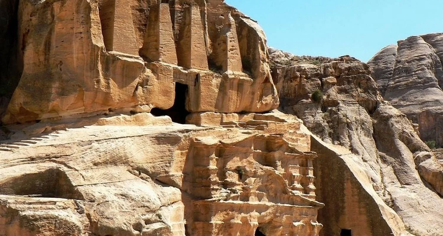 Wadi Rum desert 8 days/7 nights - 8 days with Booking Tours - Photo 2 Explore Wadi Rum desert 8 days/7 nights for 8 days with Booking Tours and discover unforgettable experiences - Photo 2