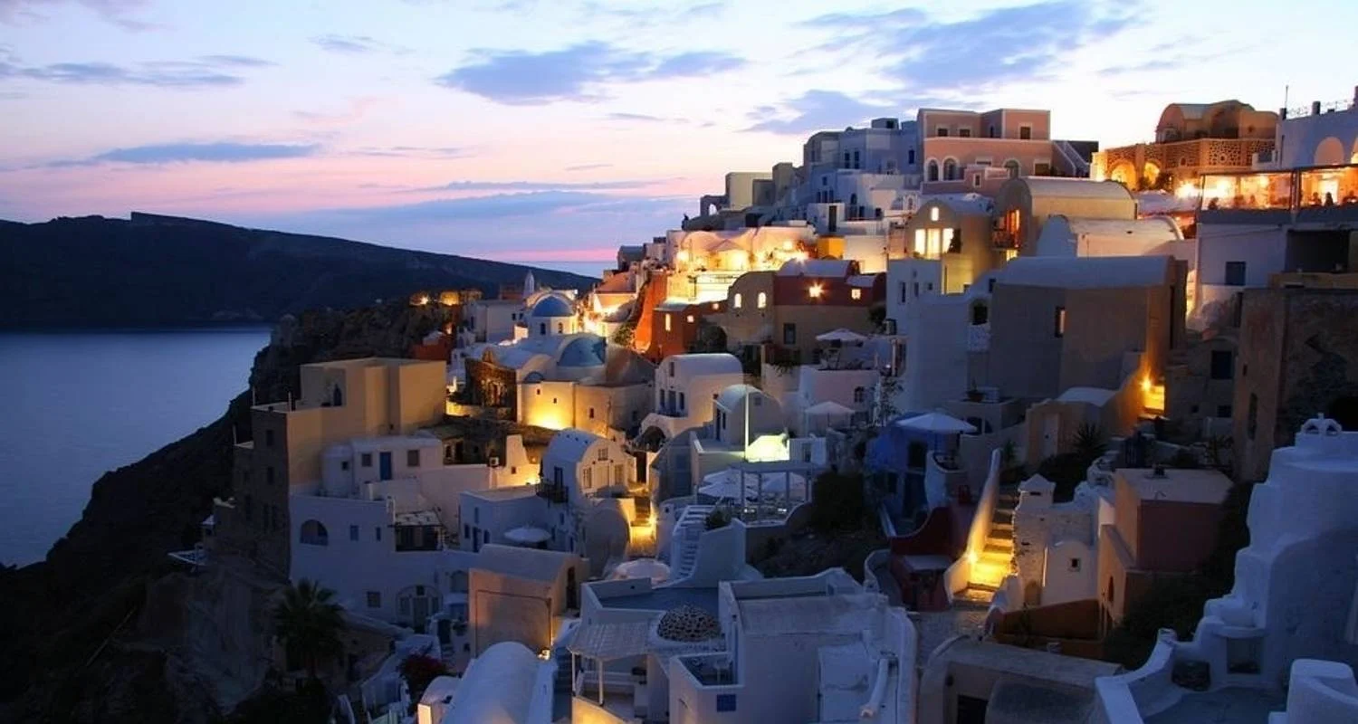 Iconic Aegean with 4-Night Cruise - 8 days with Globus - Photo 2 Explore Iconic Aegean with 4-Night Cruise for 8 days with Globus and discover unforgettable experiences - Photo 2