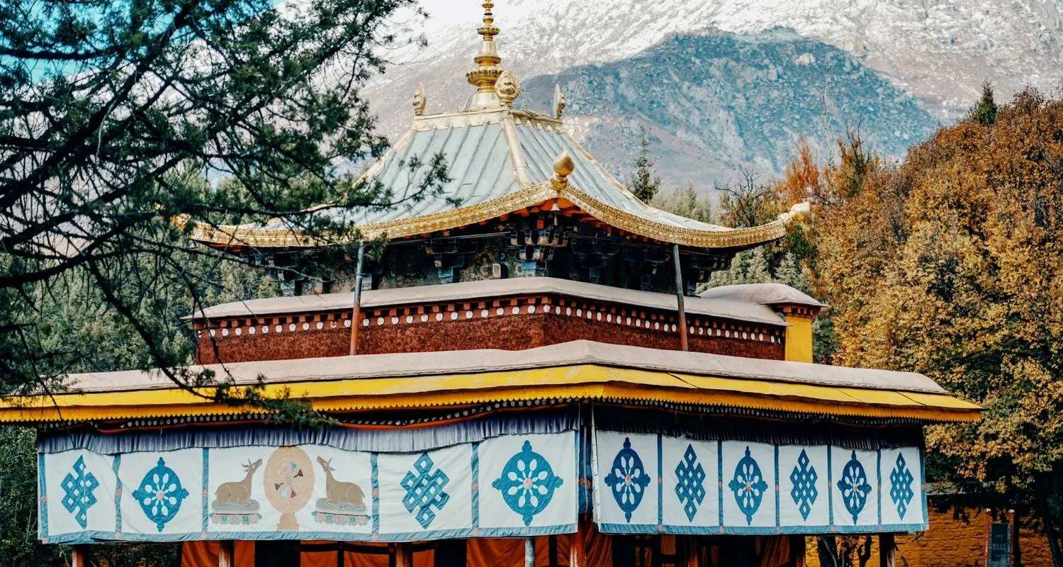 5 Days Lhasa & Yamdrotso Lake Group Tour - 5 days with Great Tibet Tour - Photo 2 Explore 5 Days Lhasa & Yamdrotso Lake Group Tour for 5 days with Great Tibet Tour and discover unforgettable experiences - Photo 2