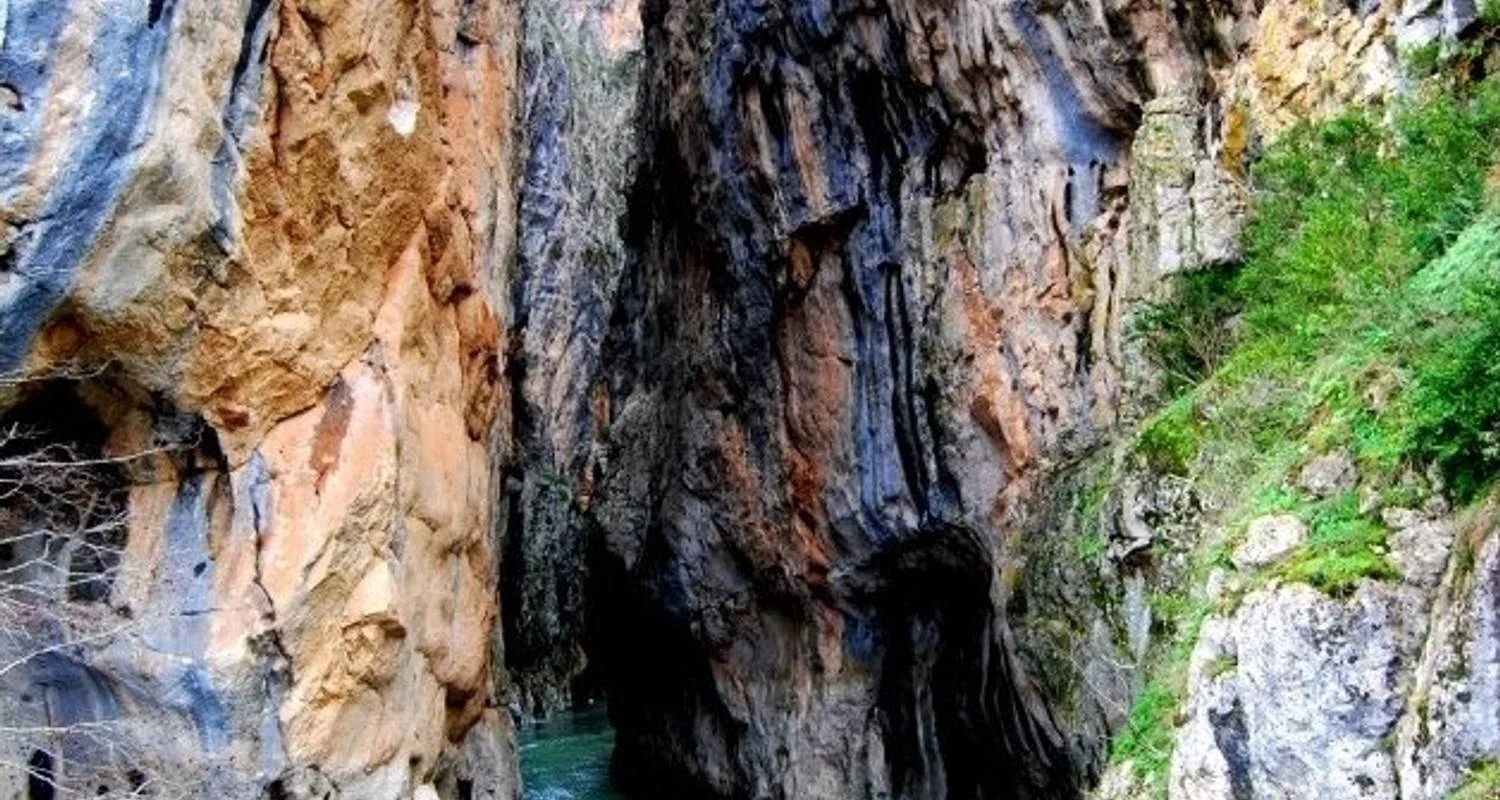 Hiking in Portitsa Gorge, Grevena - 1 days with Greek Adventure - Photo 2 Explore Hiking in Portitsa Gorge, Grevena for 1 days with Greek Adventure and discover unforgettable experiences - Photo 2