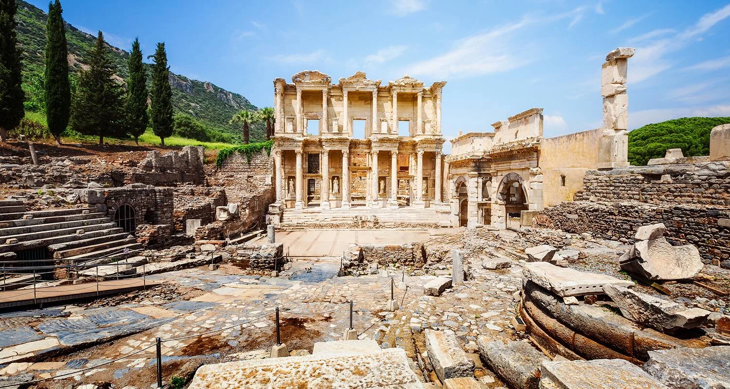 Istanbul, Gallipoli, Ephesus & Sail Week Tour - 12 days with Farout Turkey - Photo 2 Explore Istanbul, Gallipoli, Ephesus & Sail Week Tour for 12 days with Farout Turkey and discover unforgettable experiences - Photo 2